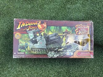 INDIANA JONES MISB Kingdom of the Crystal Skull KOTCS Jungle Cutter