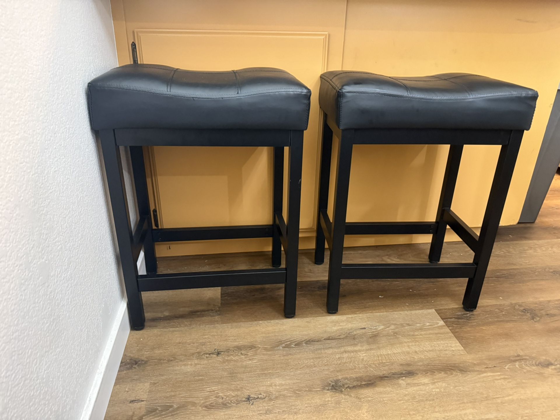 2 Stools For $10