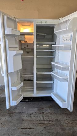 Whirlpool Refrigerator / freezer~ 75 dollars
