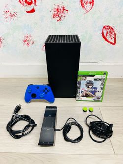 Xbox Series X - Disc Version - 1 TB , Bonus 1 Game , 1 Charging Station ( Used )