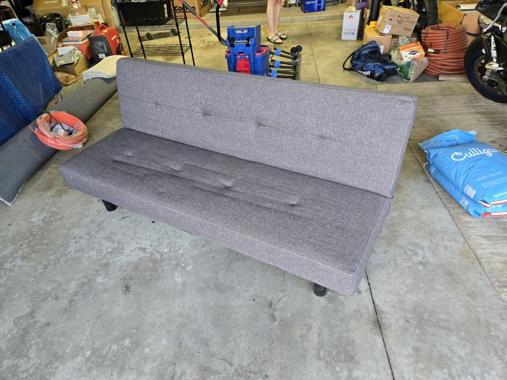 Couch & Futon