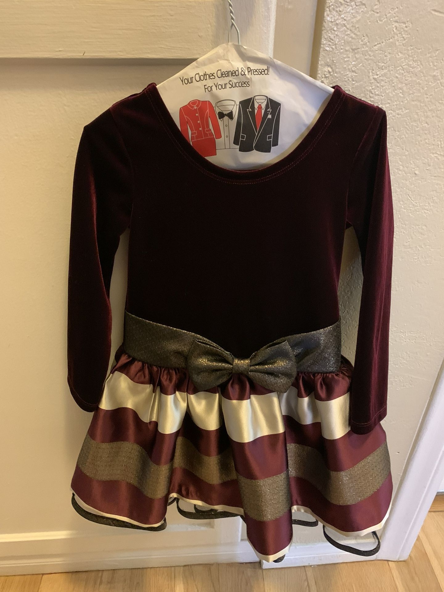 Girls Dress Burgundy and Gold Size 4T