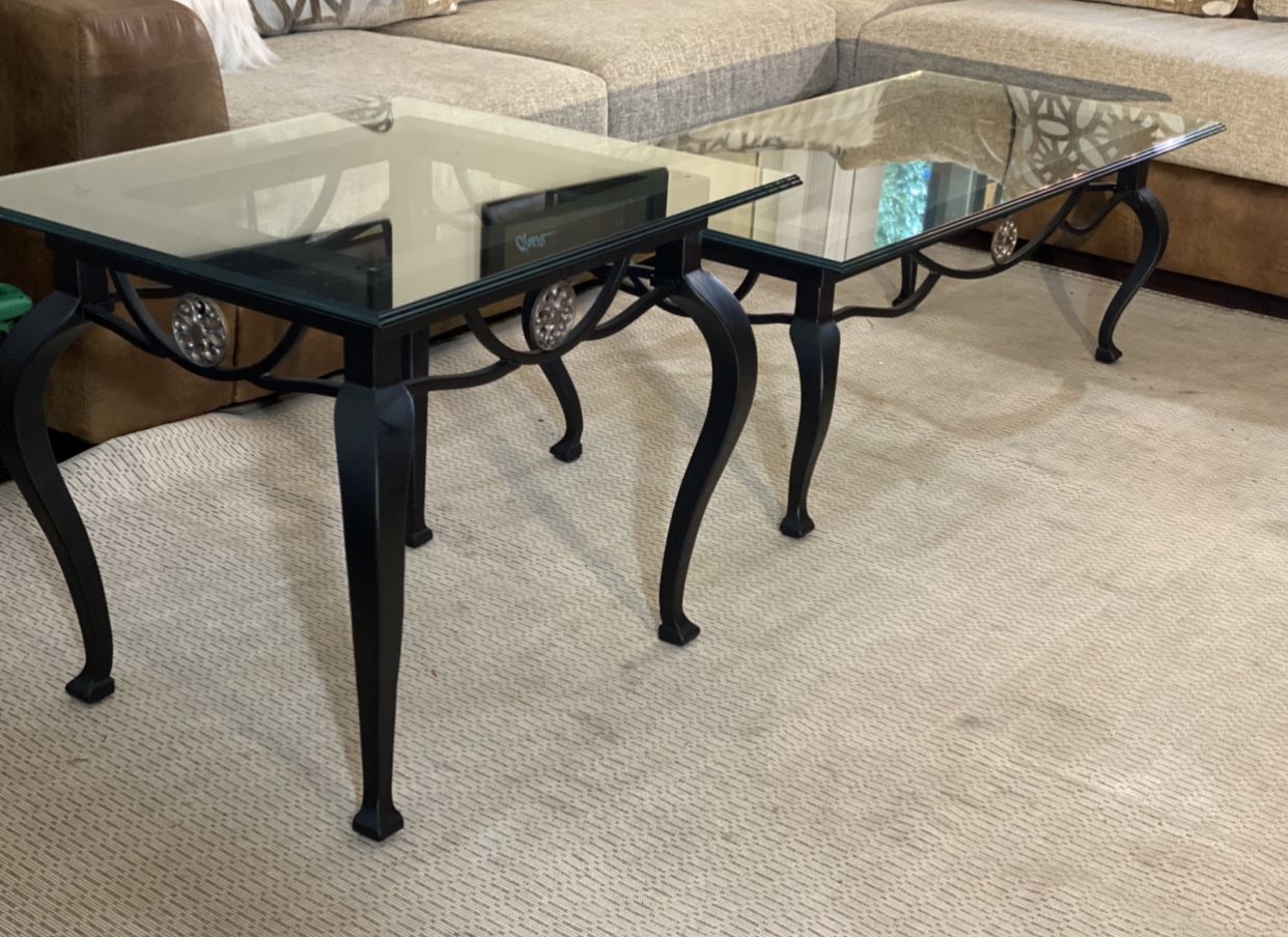 Black furniture coffee table End Table