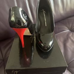 Guiuseppe Zanotti High Heels Size 6