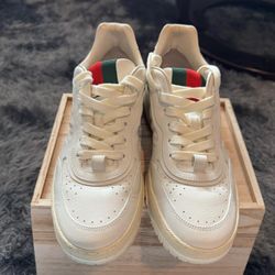 Gucci Sneakers Size 42