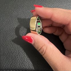 Oura Ring Gen 4 in Gold size 9
