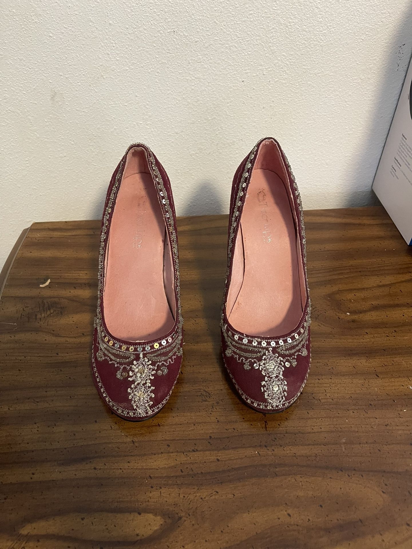 Red/maroon High Heels Shoe