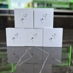 Apple AirPod Pros 2 Gen (Take It Home In Payments/ llévalo a casa en pagos)