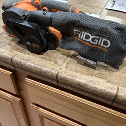 NEW RIDGID Belt Sander