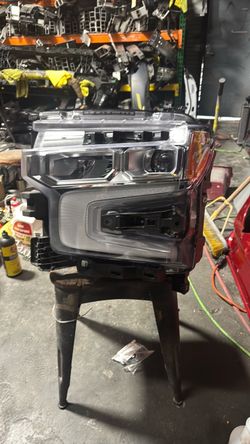 2022 2026 Chevy Silverado Driver Headlight,