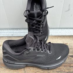 Brooks Ghost 15 Size 7.5W