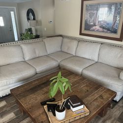 9’ X 9’ Sectional Couch