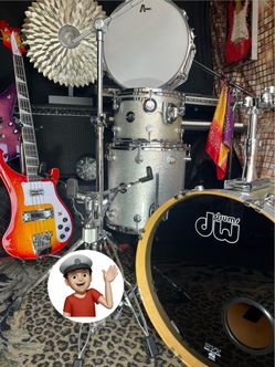 🔥 DW Drum Set w,Cases Hardware Complete Drums