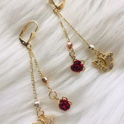 Earrings Butterflies gold plated . Aretes mariposas oro laminado 