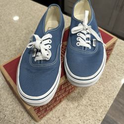 Authentic Women’s Vans
