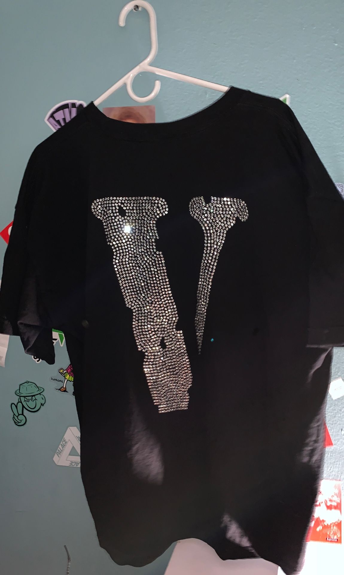 Vlone tee shirt