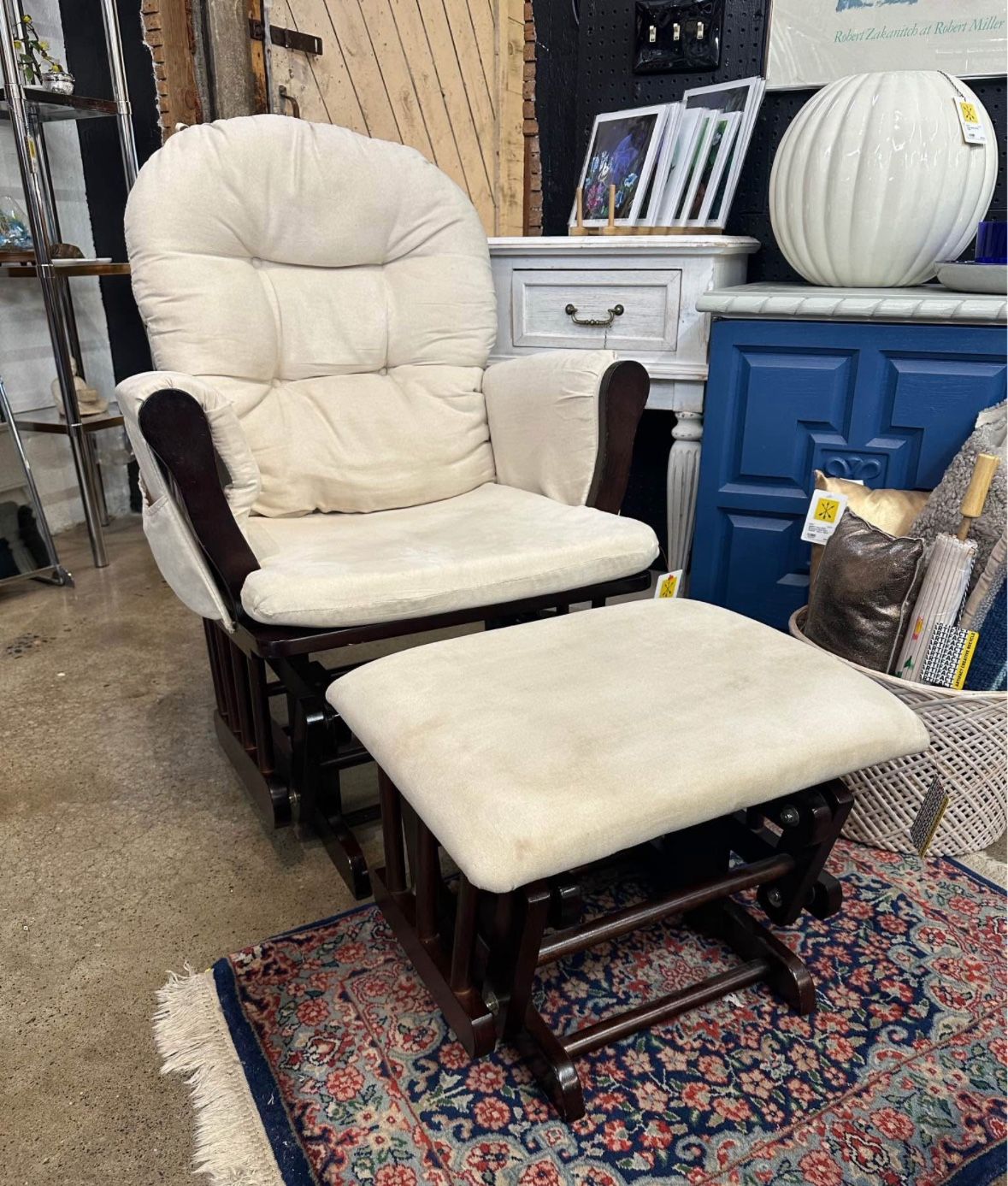 SET Dark Wood White Cushion Glider Chair W/Ottoman (SKU 59WB6S)