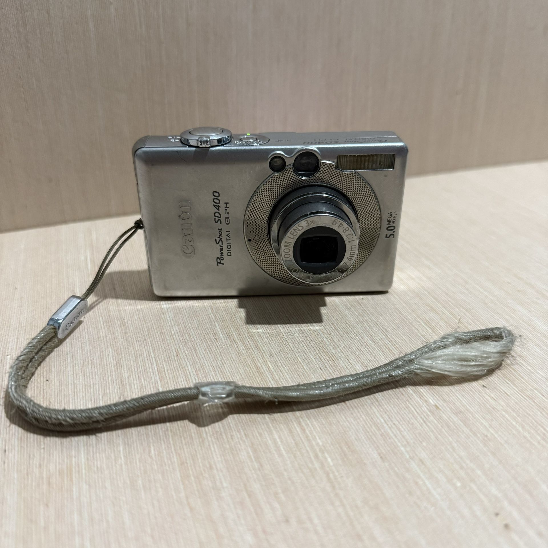 Canon PowerShot Digital Camera ELPH SD400 5.0 MP w/Charger bat card Tested Good!