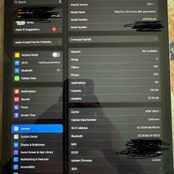 iPad 12.9 (6th Generation).   DEAD SPOT IN MIDDLE