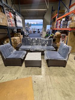 New Open Box 6-Piece Wicker Patio Conversation Set