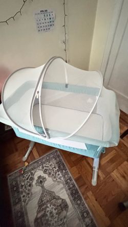 Baby joy bassinet