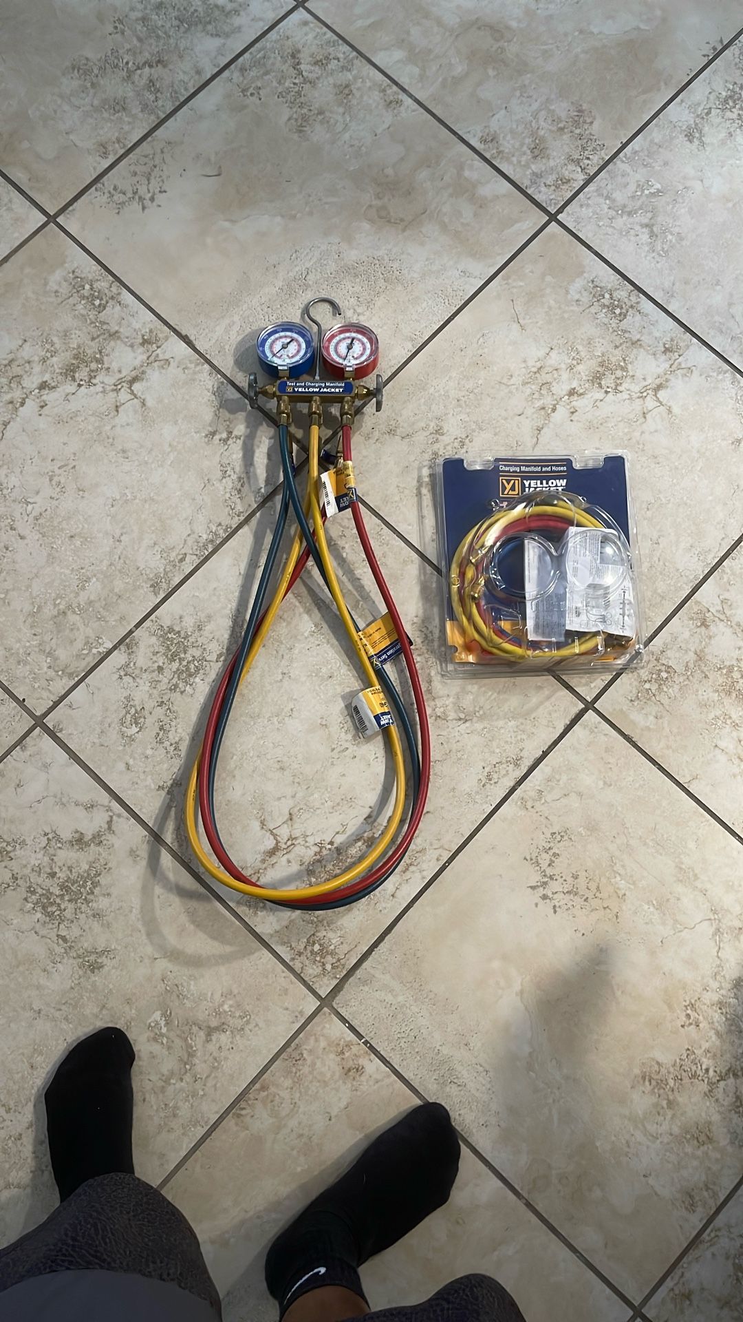 Yellow Jacket HVAC Pressure Gauges With R410a upgraded Hoses