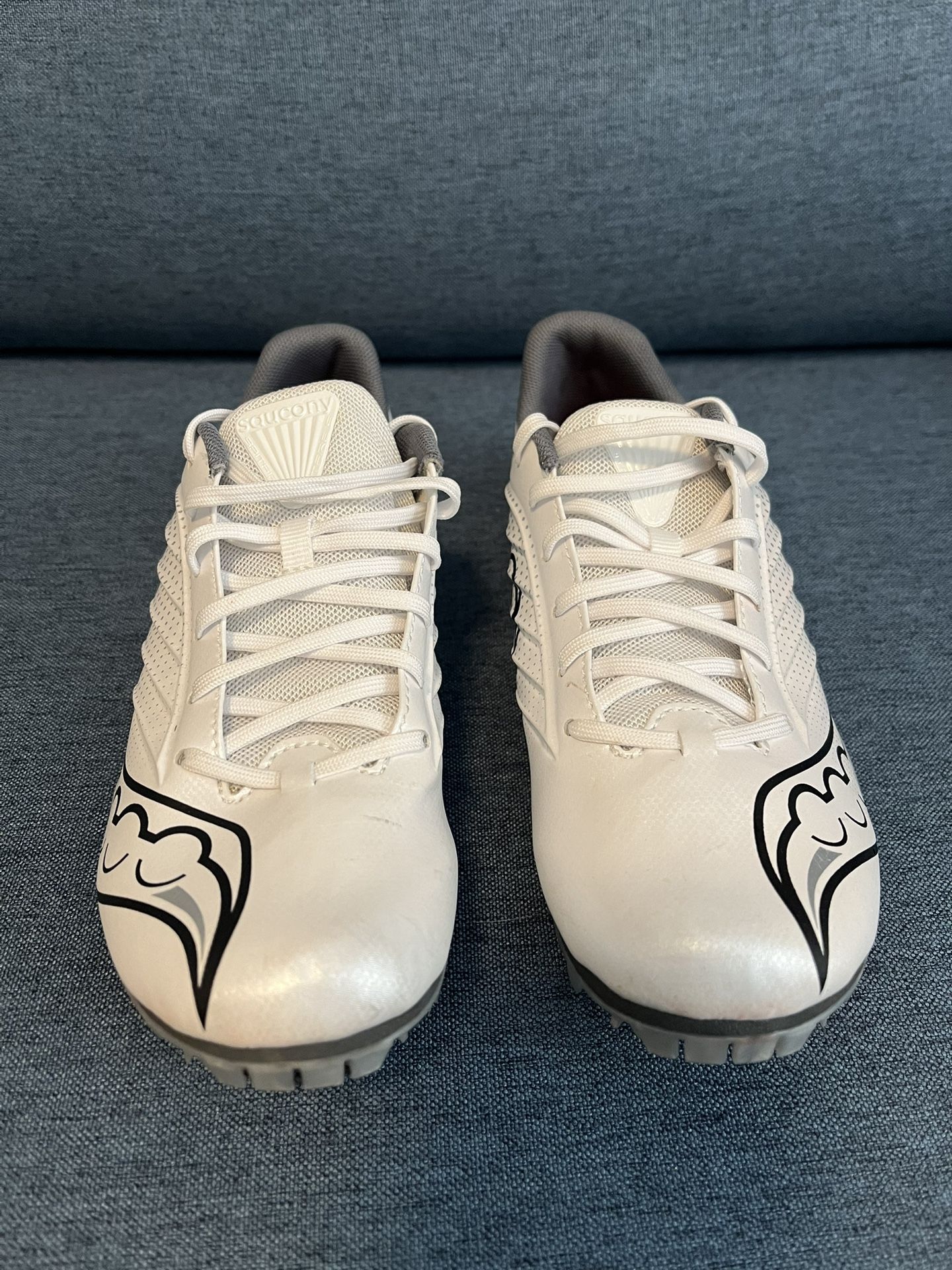 Saucony Track Shoes Women 8 Men 6, Like New 