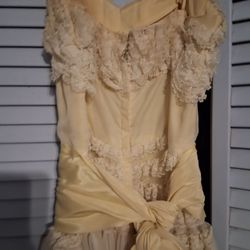 Beautiful Vintage Dress