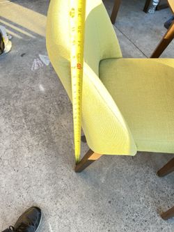 Table With 3 Chairs