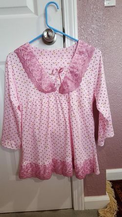 Beautiful pajamas it's brand new