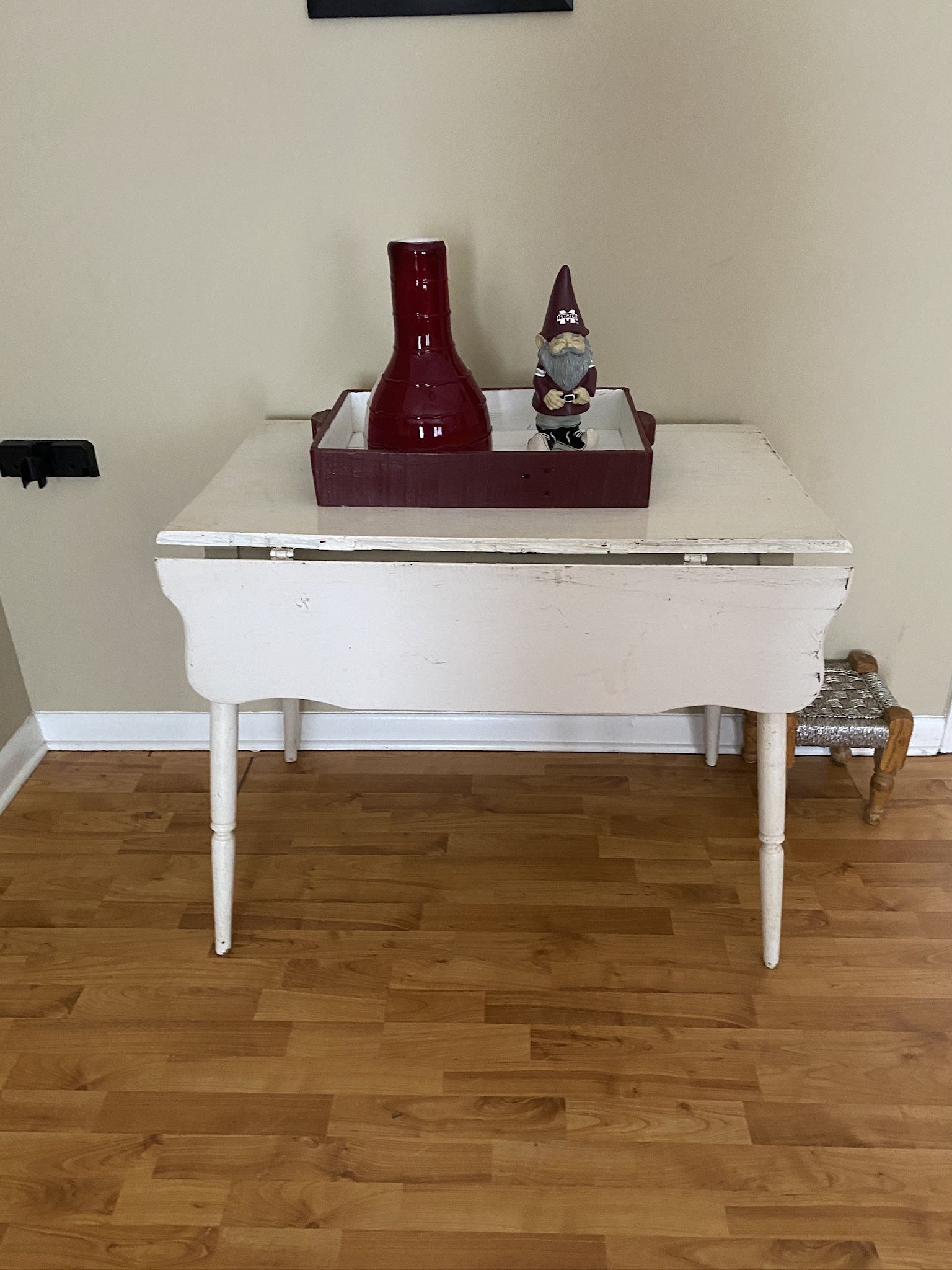 White Drop Leaf Table. Vintage Solid Wood
