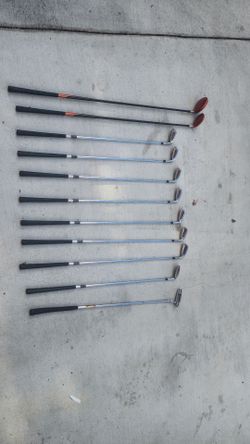 GOLF CLUBS - TAYORMADE FIRESOLES