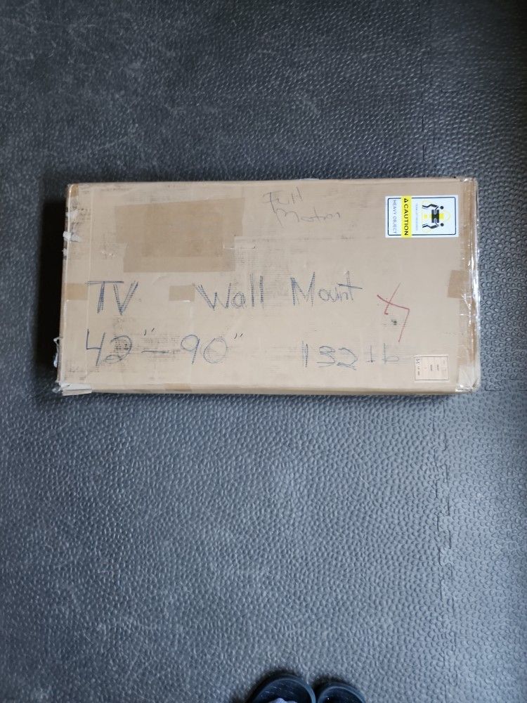 TV MOUNT BRACKET FULL MOTION 42"-90" 132LB
