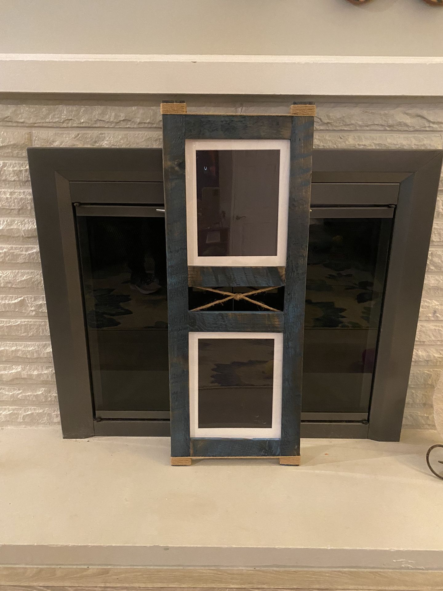 Rustic Photo Picture Frame Plexiglass Surface Durable Shatter-Resistant Rustic Appeal