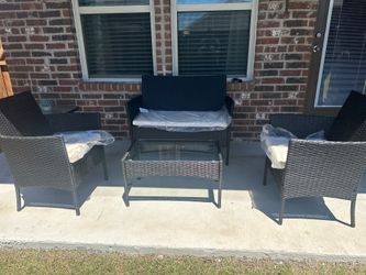 New inbox patio set (we finance and deliver)($54 down, (90 day no interest no credit check payment