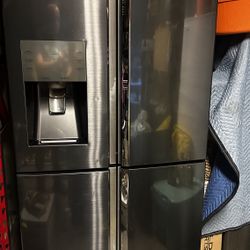 Samsung Refrigerator 4-Door Black Stainless w/ Flex Zone $499 Cash Or zelle Or Venmo 
