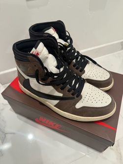 Travis Scott Jordan 1 Size 10.5