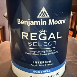 Unopened Gallon Benjamin Moore Interior Paint: Natural Cream OC-14