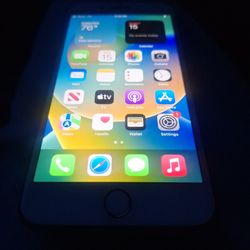 iPhone 8 Plus 64gb  -- Unlocked For Any Carrier --No Cracks No Scratches.