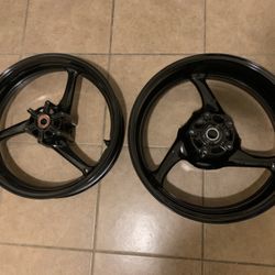 GSXR 1000 Powder Coated Glossy Black Wheels Rims