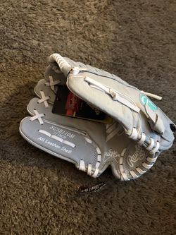 Rawlings 11inch softball glove
