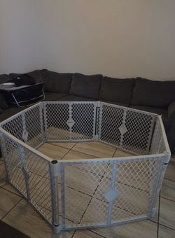 Baby gate