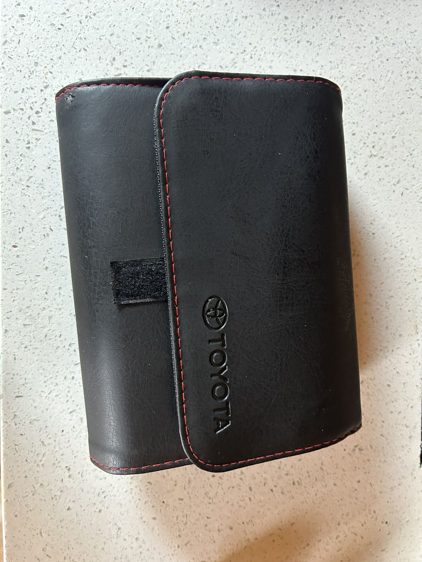 2023 Manual And Leather Case