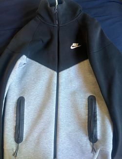 Nike Tech