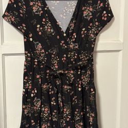 No Boundaries Floral Dress Size Small 