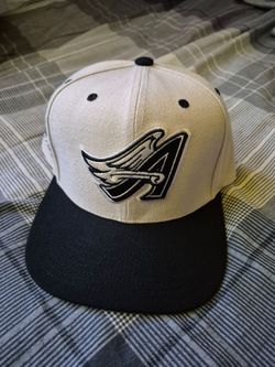 Mitchell & Ness Angels hat