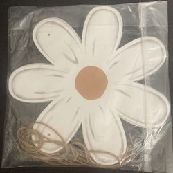 Large Daisy Decorations  6pcs Ea Pack 2pjs Avail