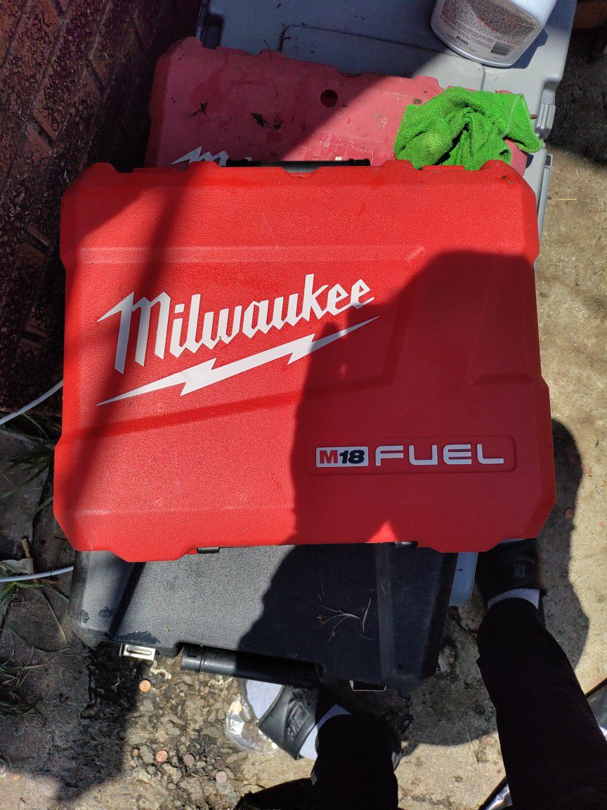 Milwaukee Fuel Carrying Case
