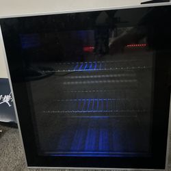 Mini Fridge 