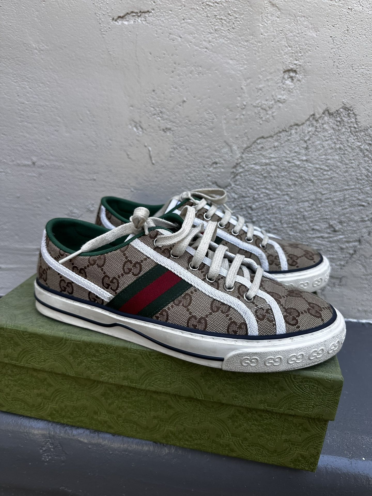 gucci shoes for women size 9